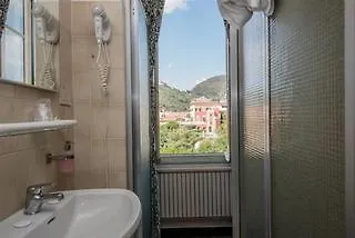 Hotel Florenz فينالي ليغوري 2*,