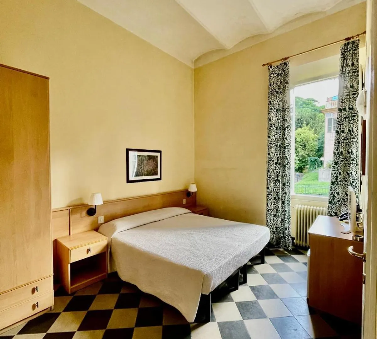 Hotel Florenz Finale Ligure