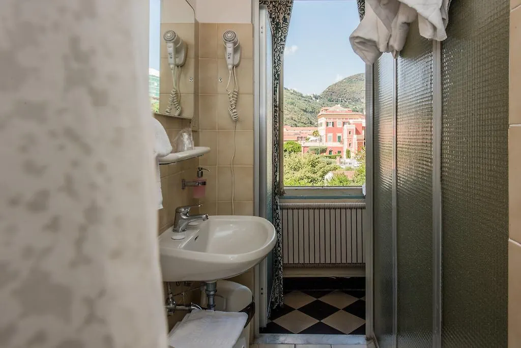 **  Hotel Florenz Finale Ligure Italia
