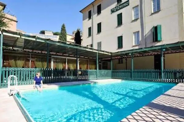 Hotel Florenz Finale Ligure 2*,  Italia